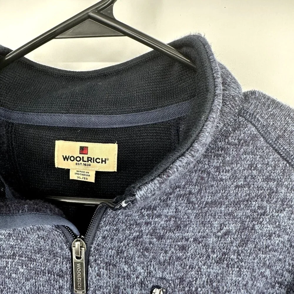 Woolrich Men's 1/4 zip Sweater‎ Navy Blue Size Large